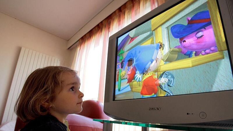 Ferienzeit ist Fernsehzeit: So bringt man Kinder zum Ausschalten